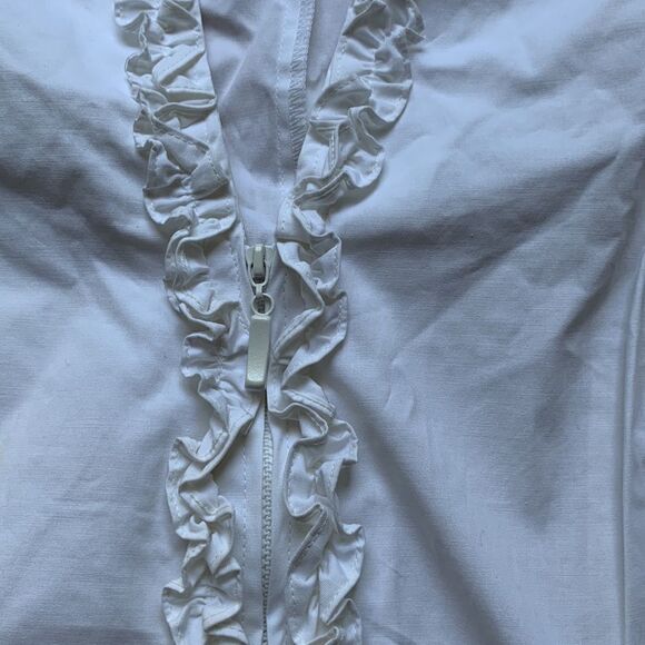 Style White Top - Picture 5 of 9